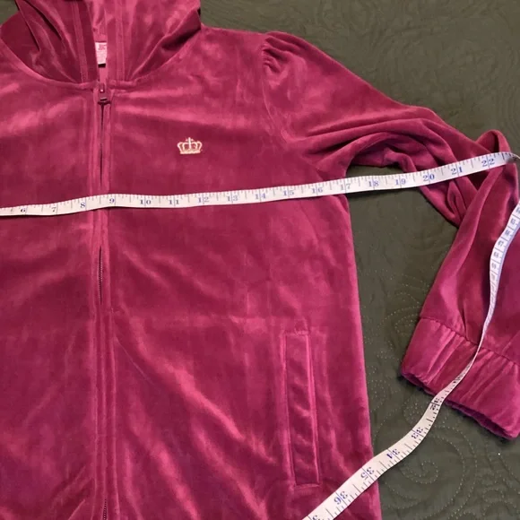 Girls Medium 10-12 Juicy Couture Velour Crown Logo Juicy Hooded Zip Jacket